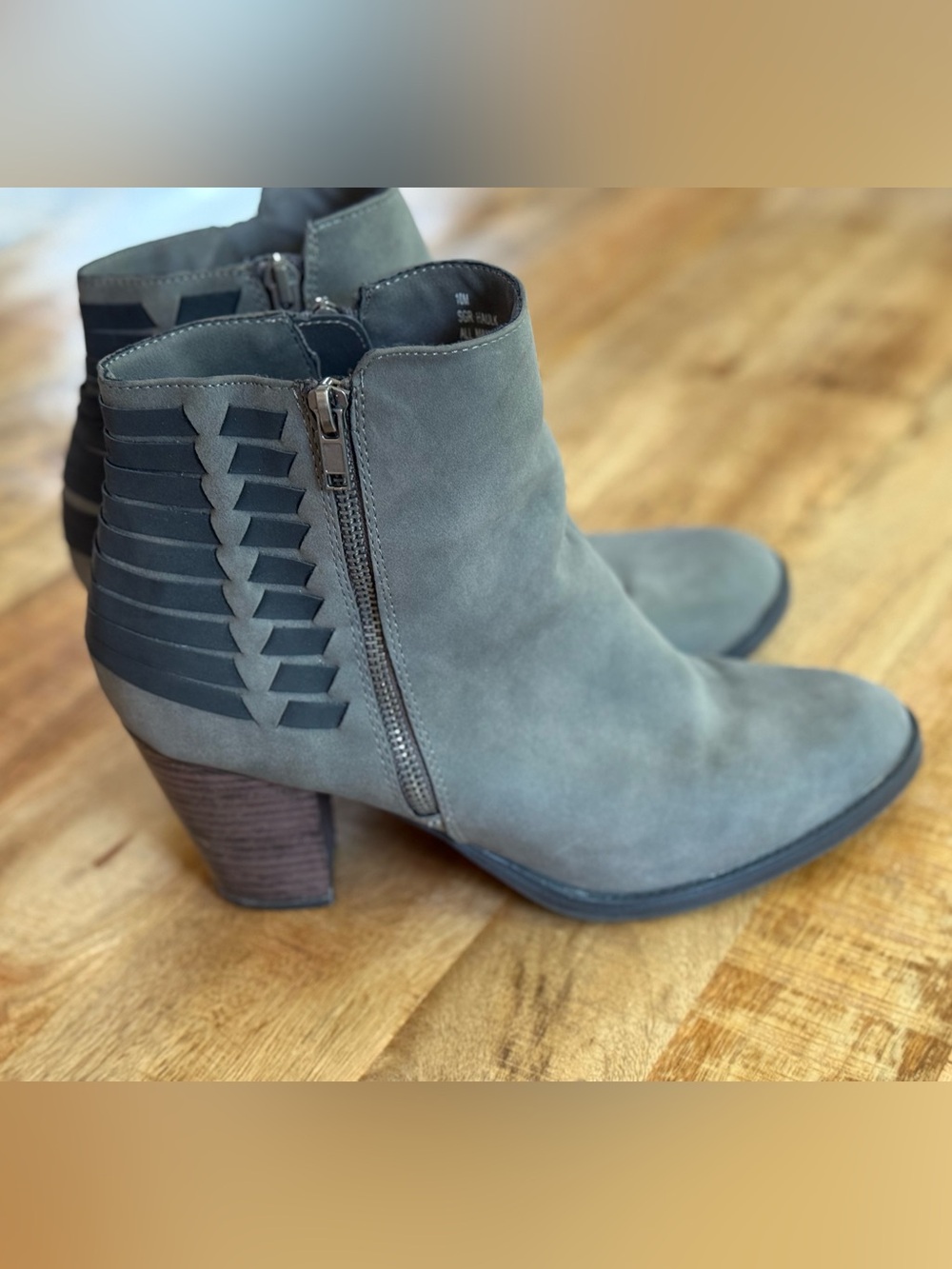 Sugar Gray Ankle Booties Women’s Size 10M Block Heel Side Zip Woven Back